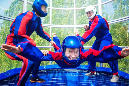 Полет в <br/>Аэротрубе Полет в <br/>Аэротрубе