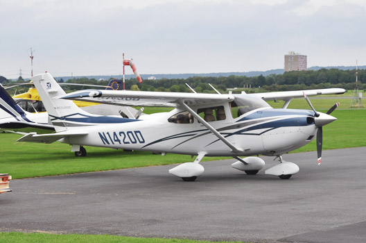 cessna-182-skylane.jpg